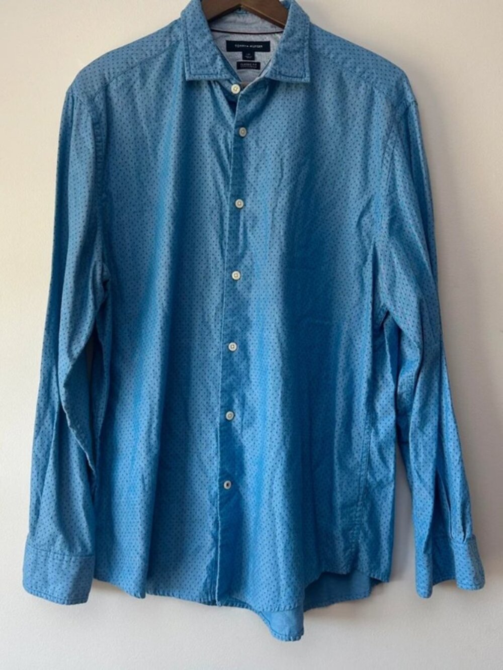 Tommy Hilfiger Men’s Large Classic Fit Blue Dobby Dot Long Sleeve Button Down Sh